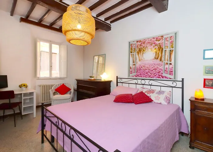 La Casina In Paese